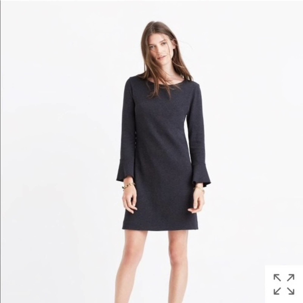 Madewell Gray Knit Bell Sleeve Dress Size Medium